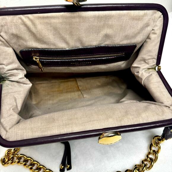 Marc Jacobs Plum MINA Stam Bag Kiss Lock Frame Purse Shoulder Quilted Elastic - Picture 10 of 16